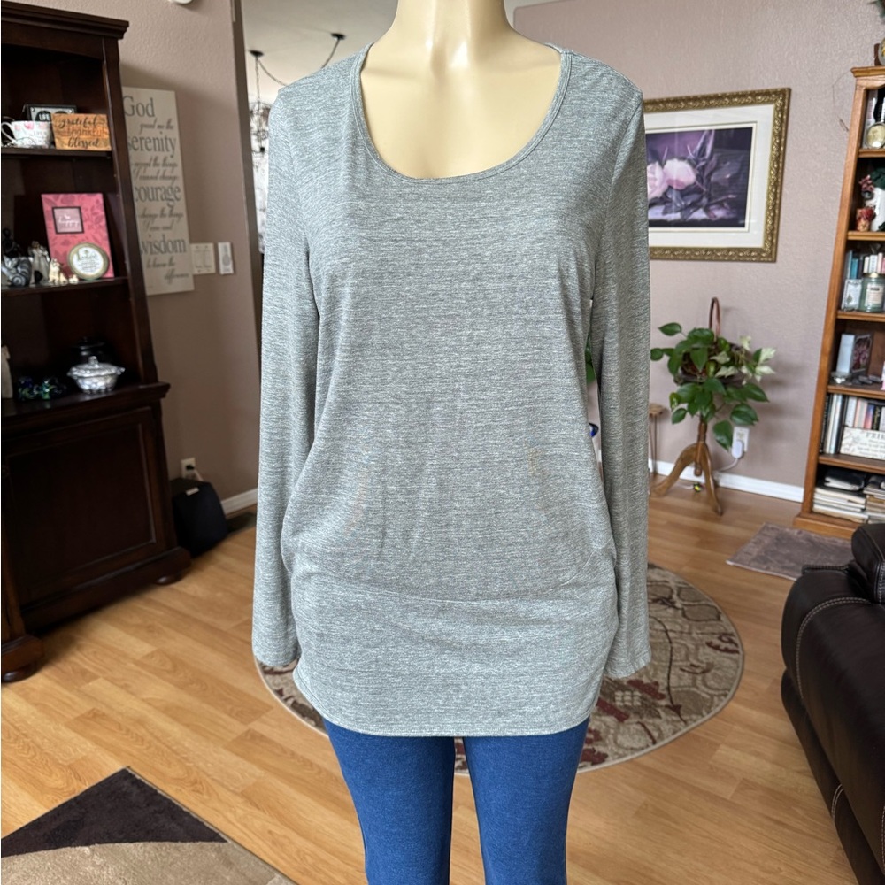 Color Thread gray long sleeve tunic w/pockets-size M - Picture 5 of 9